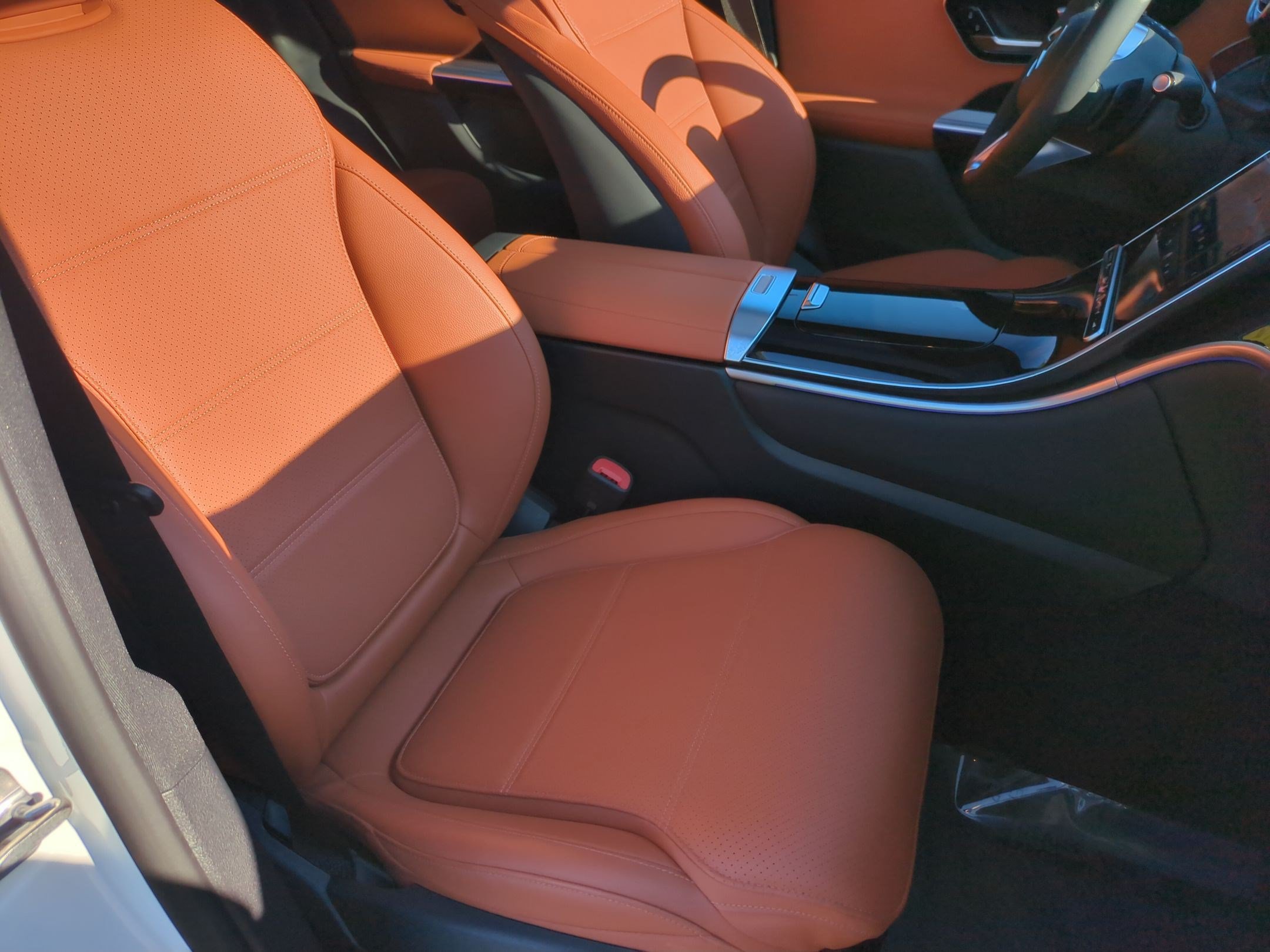 Certified 2026 Mercedes-Benz GLC 300 4MATIC image 36