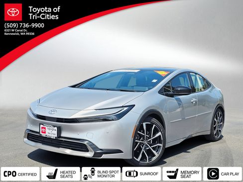 Used 2023 Toyota Prius Prime Premium FWD image 1