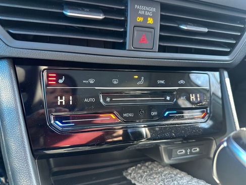 New 2026 Volkswagen Jetta SE image 10