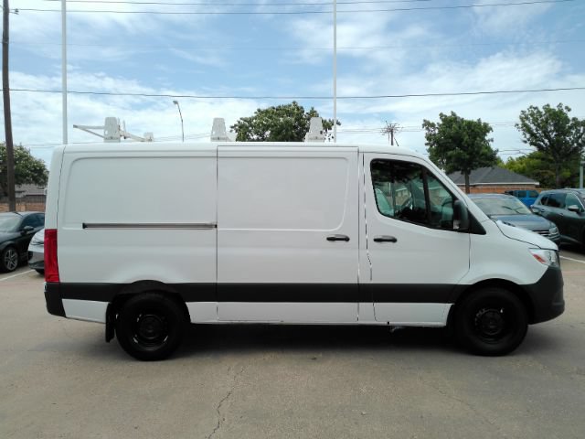 Used 2024 Mercedes-Benz Sprinter 2500 image 4