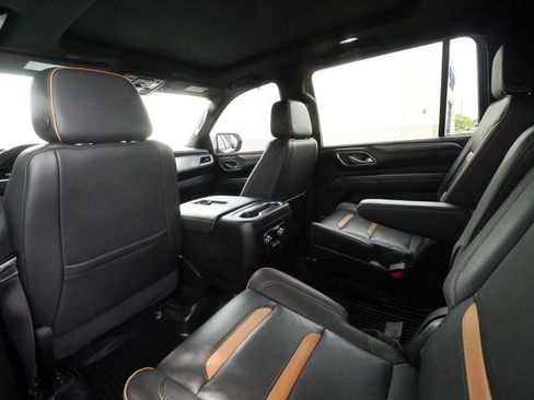 Used 2021 GMC Yukon XL AT4 AWD/4WD image 19