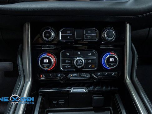 Used 2023 GMC Yukon XL Denali w/ Denali Reserve Package image 19