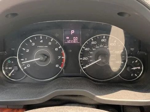 Used 2012 Subaru Outback 2.5i Limited AWD/4WD image 29