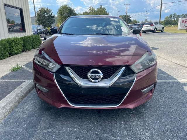 Used 2017 Nissan Maxima SR w/ Midnight Edition FWD image 3