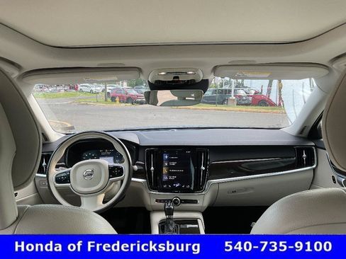 Used 2018 Volvo S90 T5 Momentum w/ Convenience Package FWD image 48