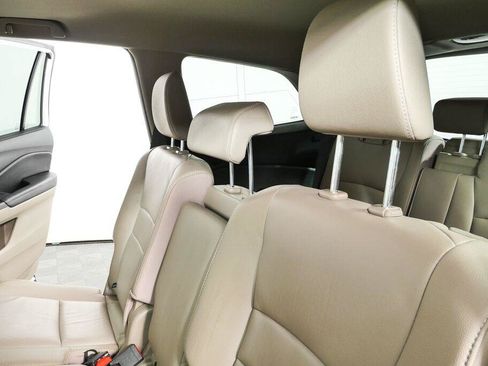 Used 2017 Honda Pilot EX-L image 19