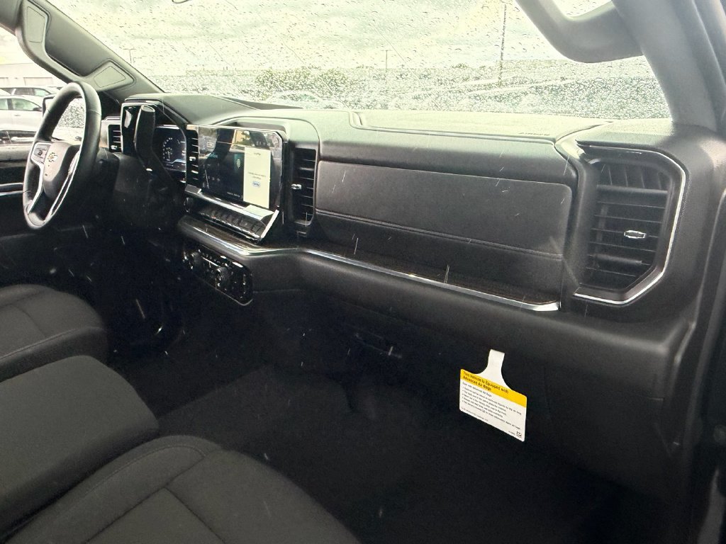 Certified 2024 Chevrolet Silverado 1500 LT AWD/4WD image 17