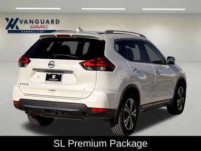 Used 2017 Nissan Rogue SL w/ SL Premium Package