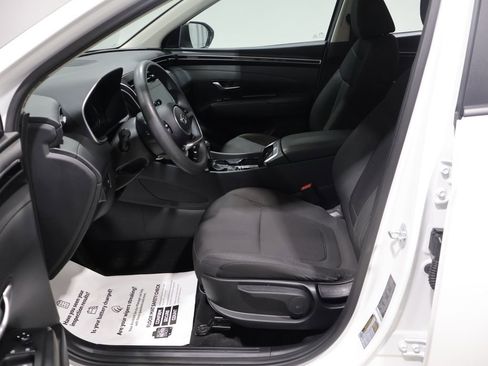 Used 2023 Hyundai Tucson SE AWD/4WD image 9