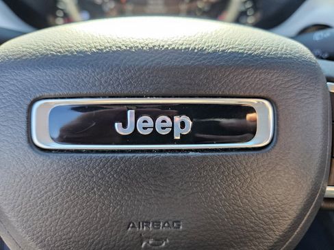 Used 2024 Jeep Compass Limited image 26