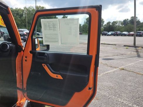 Used 2012 Jeep Wrangler Sport w/ Connectivity Group AWD/4WD image 10