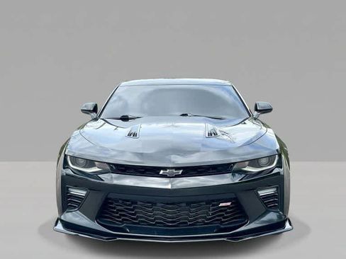 Used 2018 Chevrolet Camaro SS RWD image 3