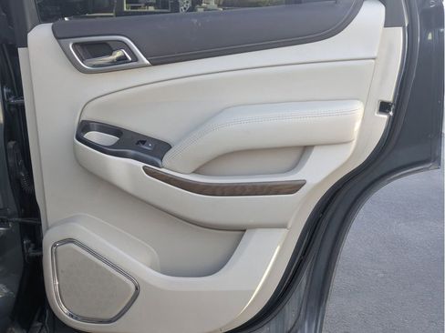 Used 2020 GMC Yukon Denali w/ Denali Premium Package image 26