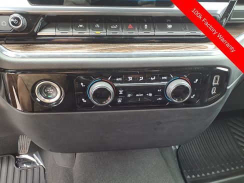 Used 2024 Chevrolet Silverado 1500 LT AWD/4WD image 23