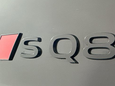 New 2026 Audi SQ8 Prestige image 10