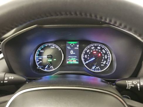 Used 2022 Toyota RAV4 XLE Premium AWD/4WD image 22