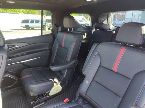 Used 2024 Chevrolet Traverse RS w/ LPO, Floor Liner Package image 11