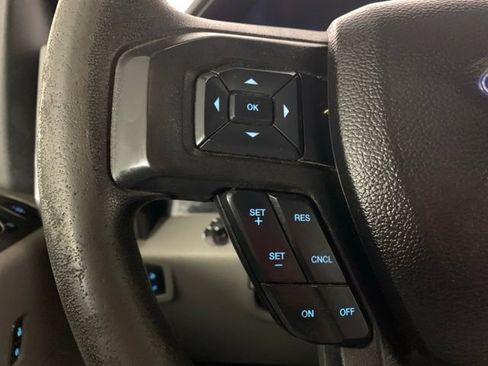 Used 2017 Ford F250 XLT w/ XLT Premium Package AWD/4WD image 24