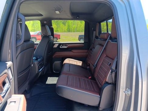 New 2026 GMC Sierra 2500 Denali Ultimate AWD/4WD image 7