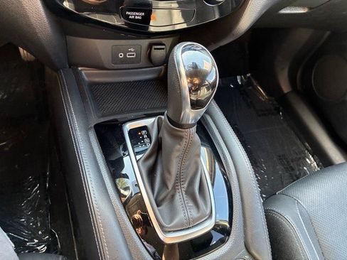 Used 2018 Nissan Rogue SL AWD/4WD image 31