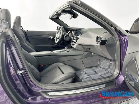 Used 2025 BMW Z4 M40i RWD image 18