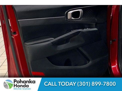 Used 2023 Kia Sorento LX image 25