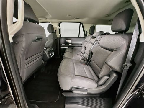 Used 2025 Ford Expedition Max Active RWD image 24
