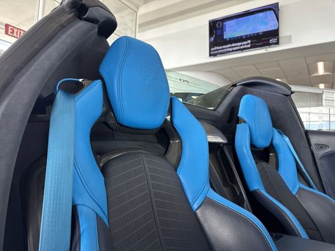 Certified 2023 Chevrolet Corvette Stingray Premium Conv w/ Z51 Performance Package image 18