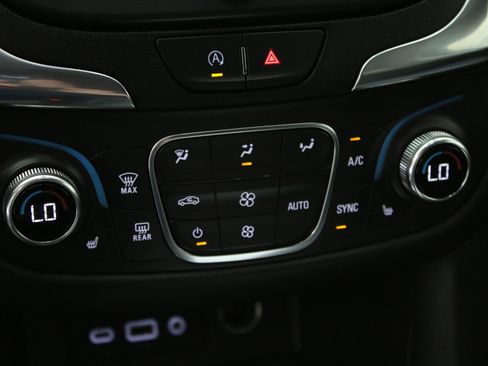 Certified 2024 Chevrolet Equinox LT FWD image 21