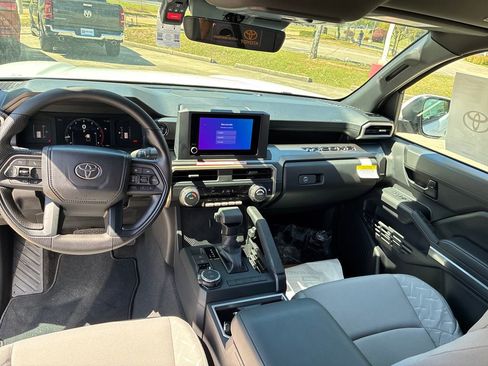 New 2026 Toyota Tacoma SR5 AWD/4WD image 17