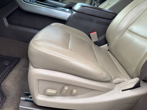 Used 2018 Chevrolet Silverado 2500 LTZ w/ Duramax Plus Package image 31