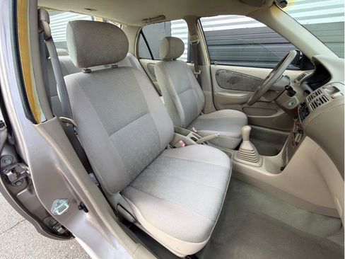 Used 1999 Toyota Corolla CE FWD image 18