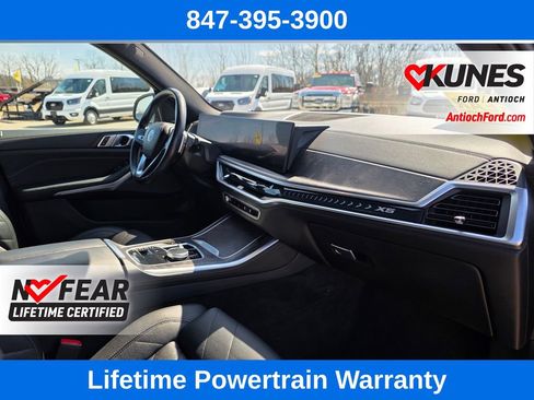 Used 2024 BMW X5 xDrive40i w/ Premium Package image 37