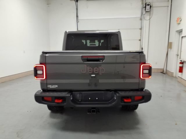 Used 2025 Jeep Gladiator Rubicon w/ Convenience Group AWD/4WD image 4
