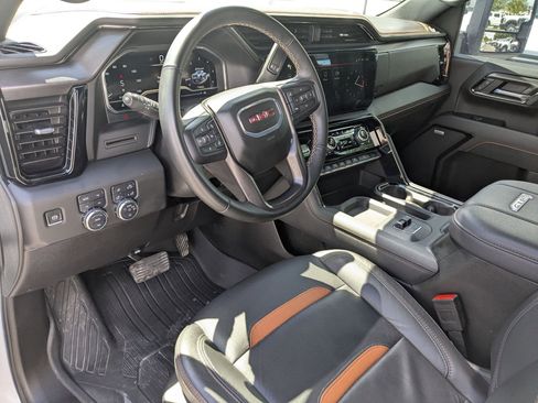 Used 2025 GMC Sierra 3500 AT4 w/ AT4 Preferred Package image 18