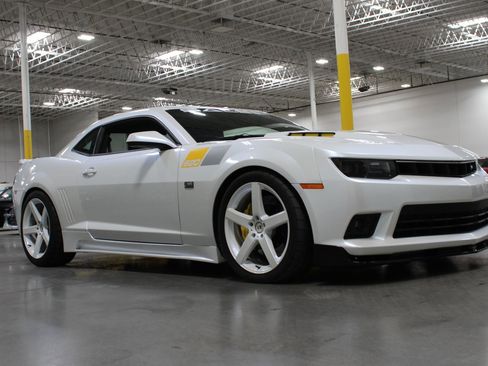 Used 2014 Chevrolet Camaro SS w/ RS Package RWD image 24