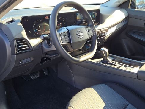 New 2026 Nissan Sentra SV w/ Floor Mat Package FWD image 21