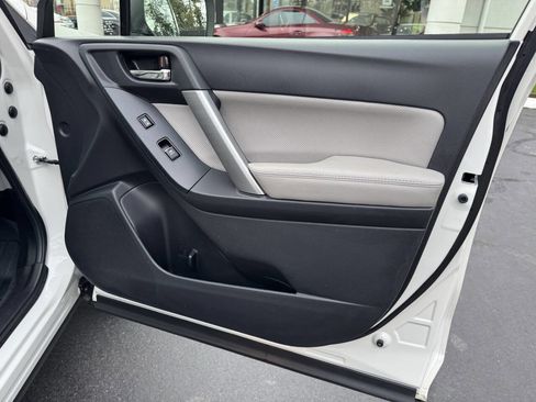 Used 2018 Subaru Forester 2.5i Limited w/ Popular Package #2 image 28