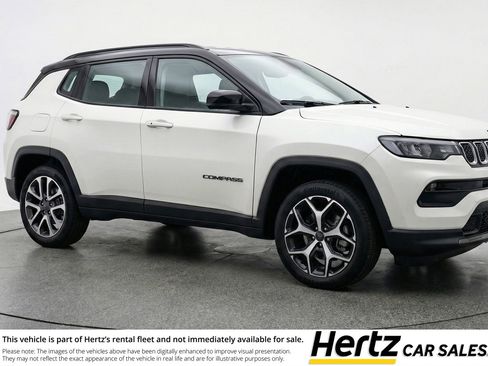 Used 2025 Jeep Compass Limited image 1