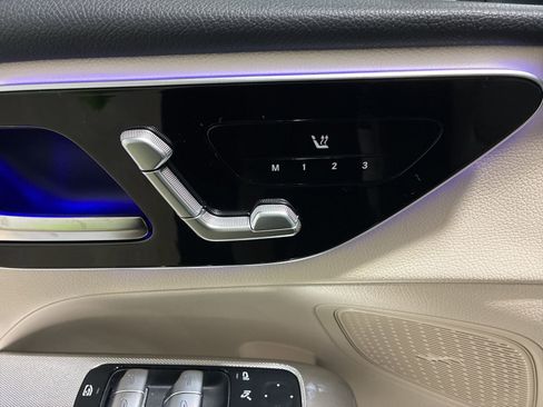 New 2026 Mercedes-Benz GLC 300 4MATIC image 9