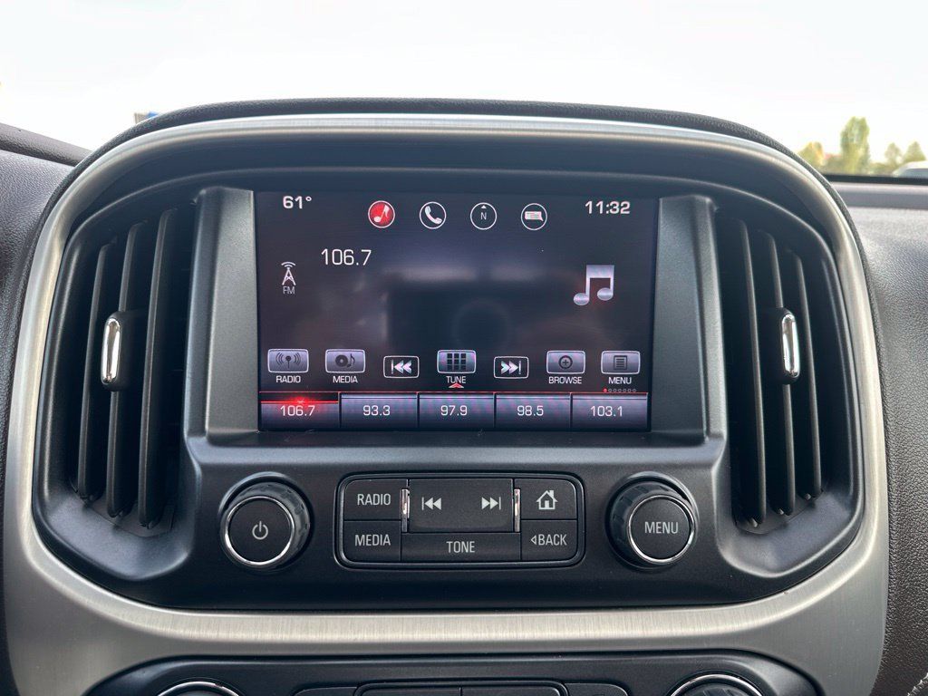 Used 2016 GMC Canyon SLT AWD/4WD image 3