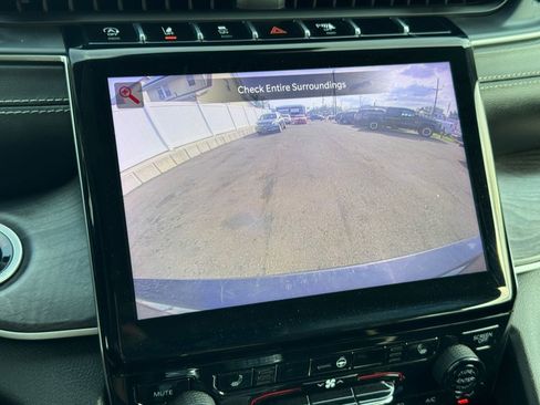 Used 2021 Jeep Grand Cherokee L Limited AWD/4WD image 70