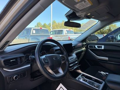 Used 2023 Ford Explorer XLT w/ Class IV Trailer Tow Package