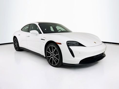 Certified 2024 Porsche Taycan RWD image 9