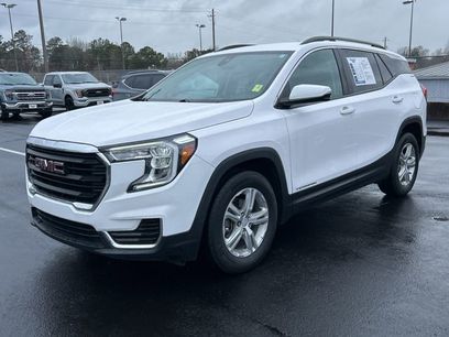 Used 2022 GMC Terrain SLE w/ Driver Convenience Package