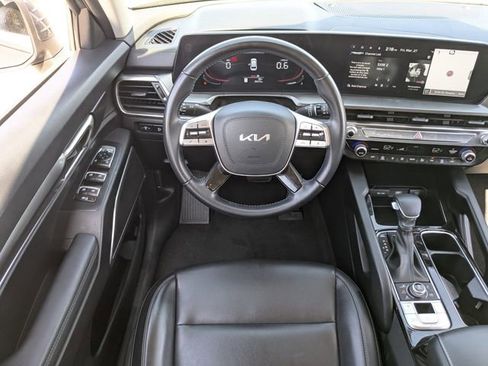 Used 2024 Kia Telluride LX image 15