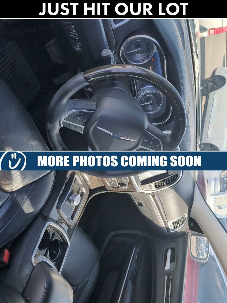 Used 2015 Chrysler 300 C RWD image 14