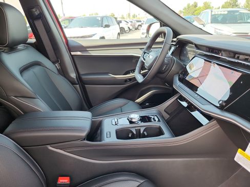 New 2025 Jeep Wagoneer S Limited image 19