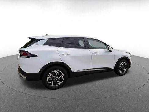 Used 2025 Kia Sportage LX FWD image 14