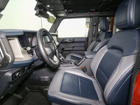 Used 2024 Ford Bronco Outer Banks image 37